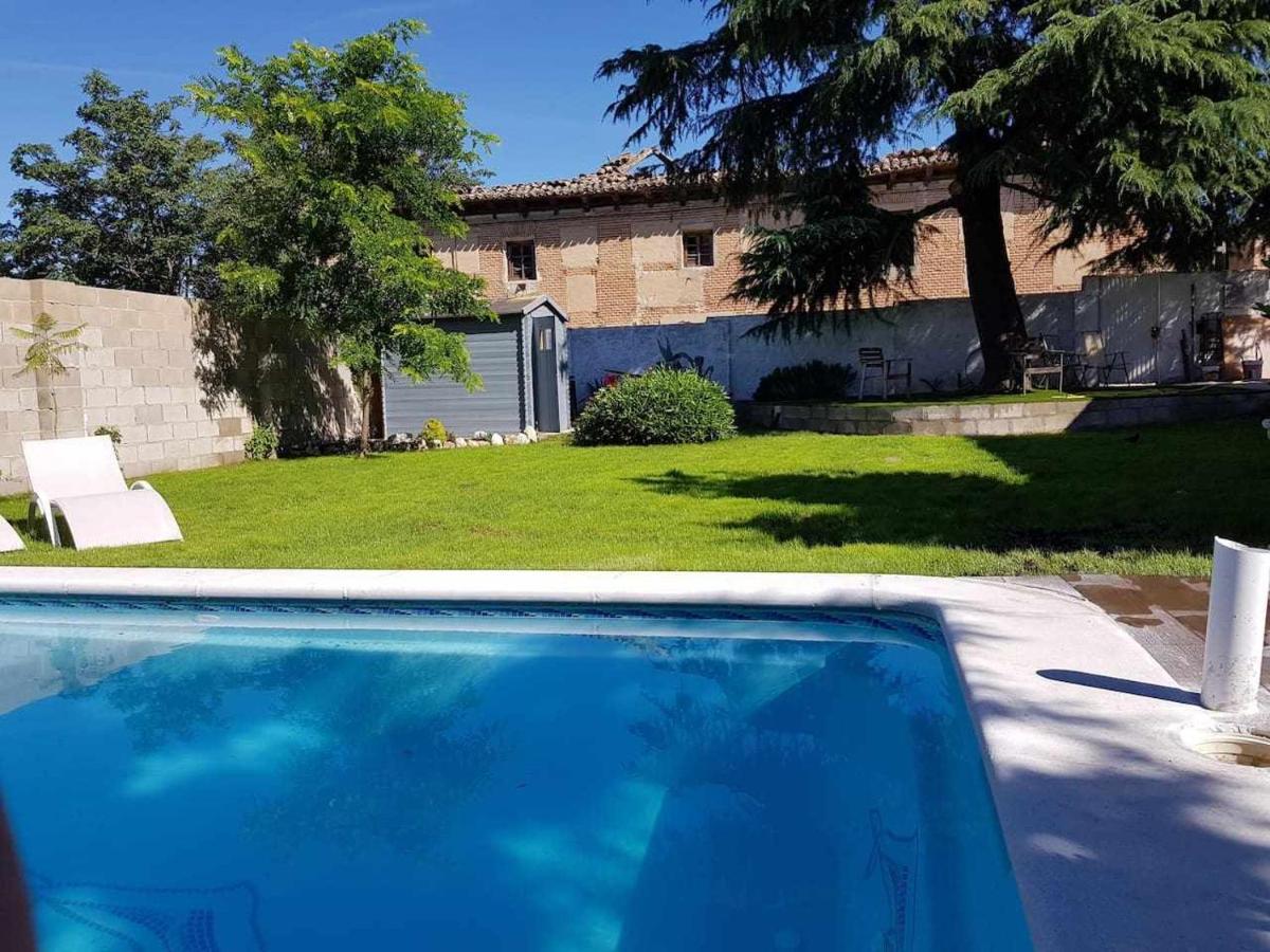 Casa de campo con piscina 12 personas Valladolid Exterior foto